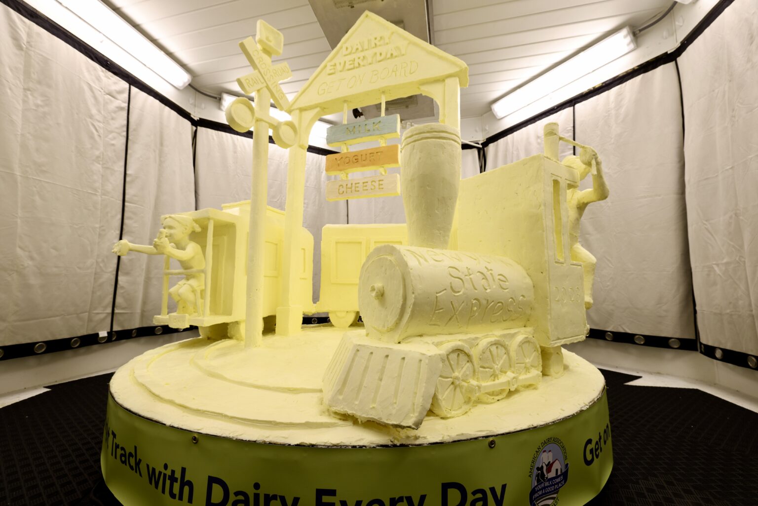 Butter sculpture for New York State Fair has been unveiled